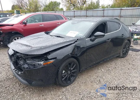 2025 Mazda Mazda3 2.5 S Preferred z USA, uszkodzony, nr VIN JM1BPAMM4S1750649